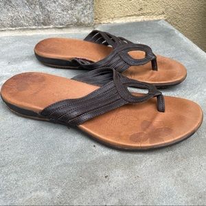 Merrell Leather Flip Flop Sandals